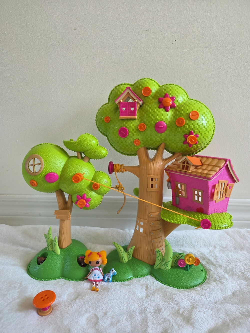 Vintage Mini Lalaloopsy Sew Magical Treehouse Playset As-Is Incomplete